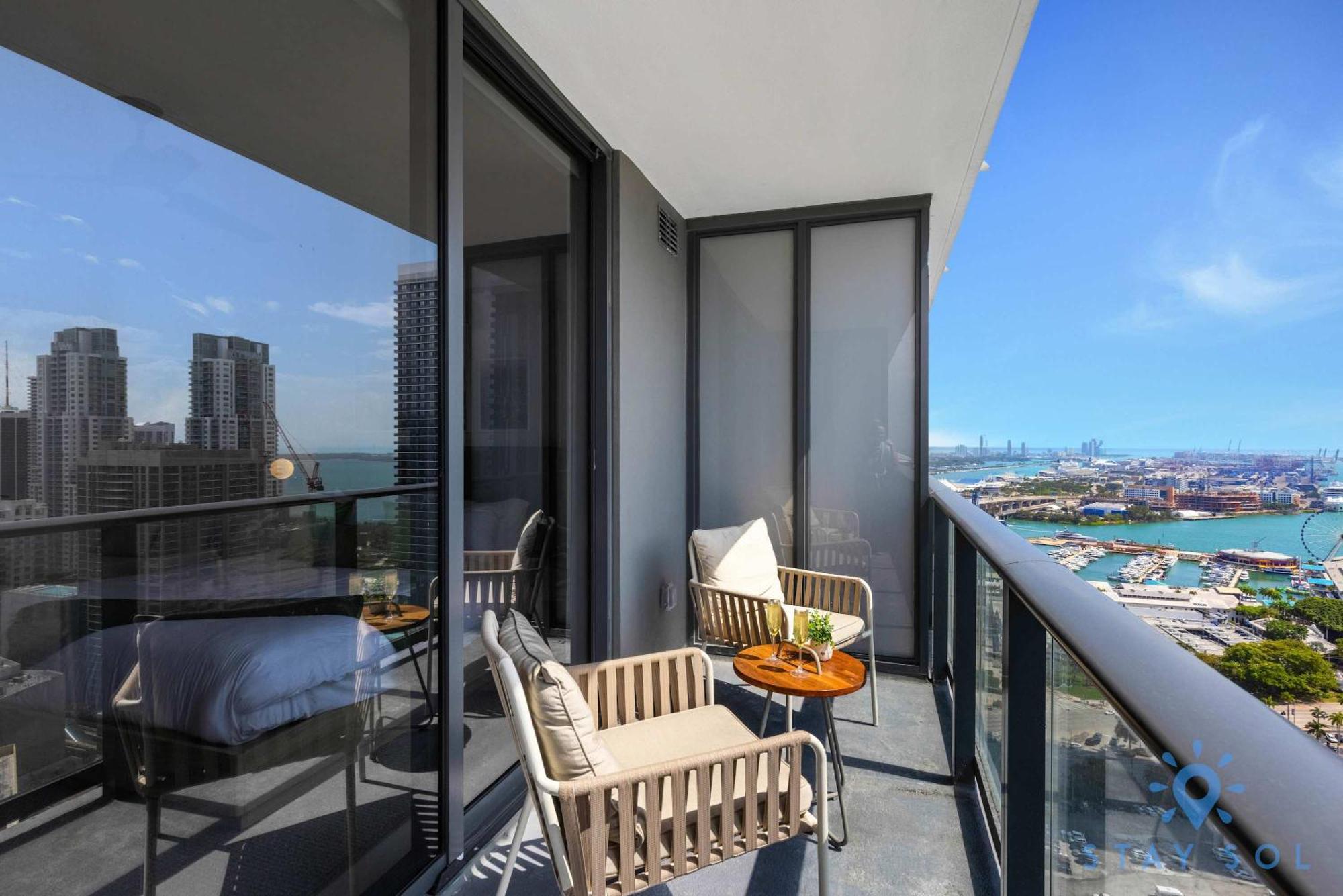 Apartment Stylish -amenities & Pool Miami